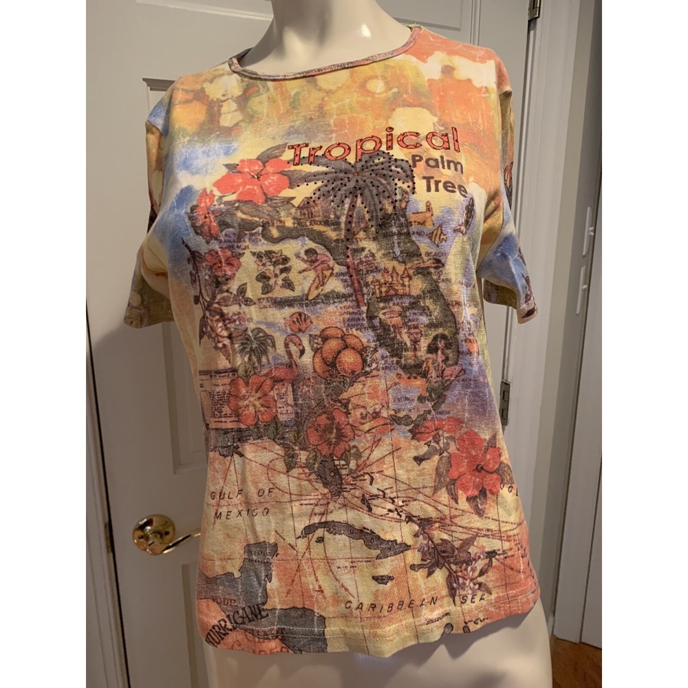 Mechant Women's  Pullover Flamingo Surfer Graphics Tropical Short Sleeve Medium?